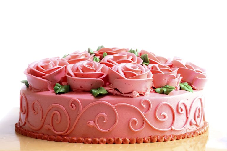 An Easy Guide on Cake Decorating for Beginners